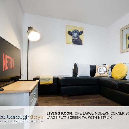 Hibernia Place, 3 Bedroom Townhouse With Patio & Seating Area - Free Parking Скарборо Экстерьер фото
