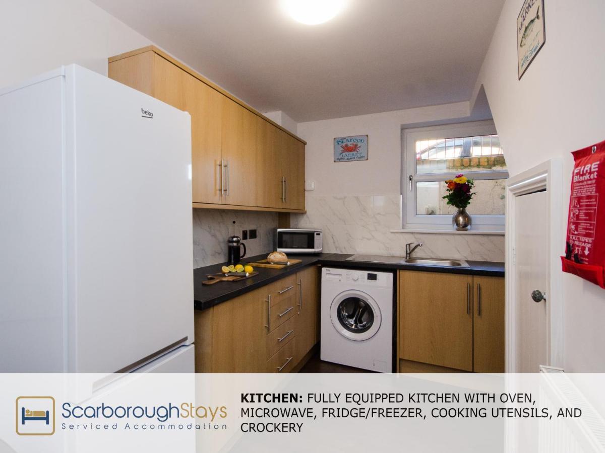 Hibernia Place, 3 Bedroom Townhouse With Patio & Seating Area - Free Parking Скарборо Экстерьер фото
